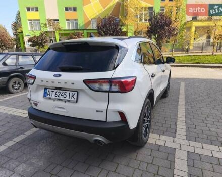 Белый Форд Эскейп, объемом двигателя 2.5 л и пробегом 166 тыс. км за 23900 $, фото 5 на Automoto.ua