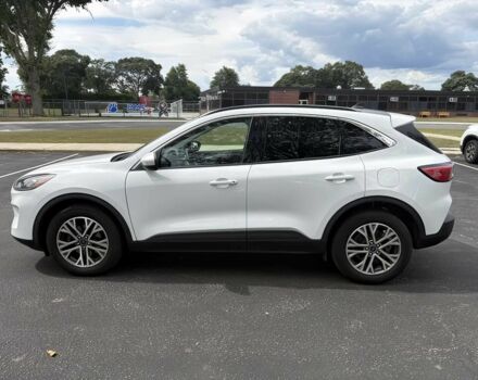 Білий Форд Ескейп, об'ємом двигуна 1.5 л та пробігом 12 тис. км за 13600 $, фото 3 на Automoto.ua