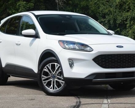 Білий Форд Ескейп, об'ємом двигуна 1.5 л та пробігом 17 тис. км за 4900 $, фото 2 на Automoto.ua