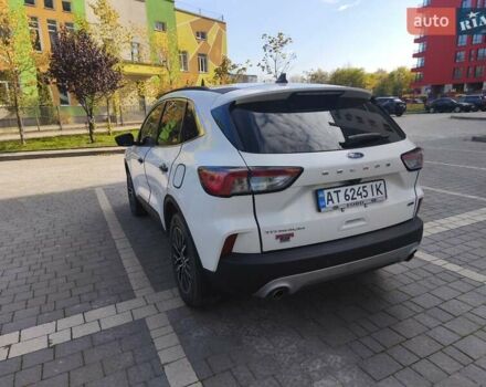 Белый Форд Эскейп, объемом двигателя 2.5 л и пробегом 166 тыс. км за 23900 $, фото 7 на Automoto.ua