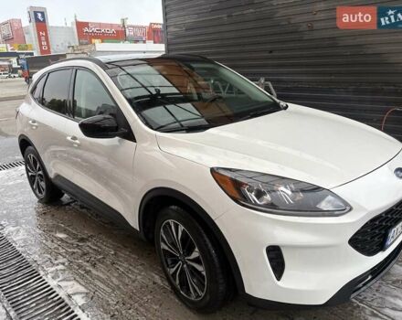 Белый Форд Эскейп, объемом двигателя 2.5 л и пробегом 69 тыс. км за 27000 $, фото 1 на Automoto.ua