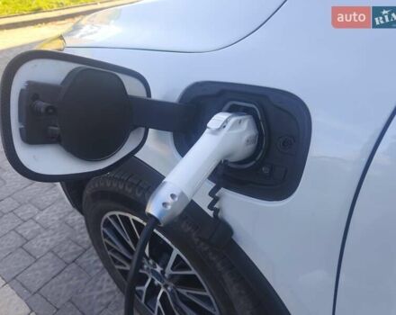 Белый Форд Эскейп, объемом двигателя 2.5 л и пробегом 166 тыс. км за 23900 $, фото 30 на Automoto.ua