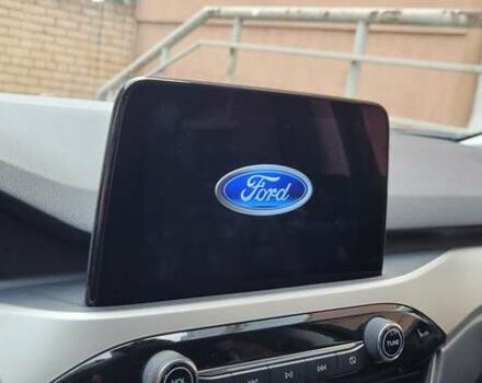 Белый Форд Эскейп, объемом двигателя 1.5 л и пробегом 100 тыс. км за 18350 $, фото 9 на Automoto.ua