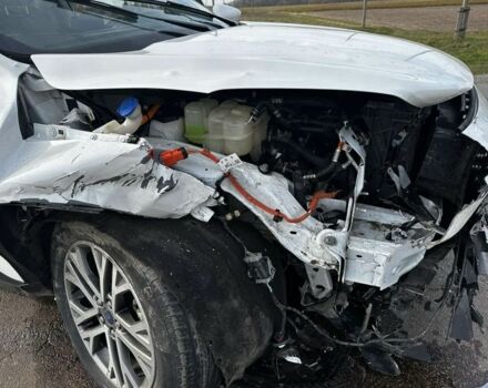 Белый Форд Эскейп, объемом двигателя 0 л и пробегом 150 тыс. км за 12000 $, фото 1 на Automoto.ua