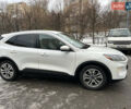 Білий Форд Ескейп, об'ємом двигуна 1.5 л та пробігом 32 тис. км за 16300 $, фото 3 на Automoto.ua