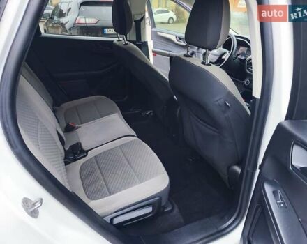 Белый Форд Эскейп, объемом двигателя 1.5 л и пробегом 93 тыс. км за 15700 $, фото 13 на Automoto.ua