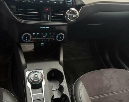 Белый Форд Эскейп, объемом двигателя 2.5 л и пробегом 69 тыс. км за 27000 $, фото 10 на Automoto.ua