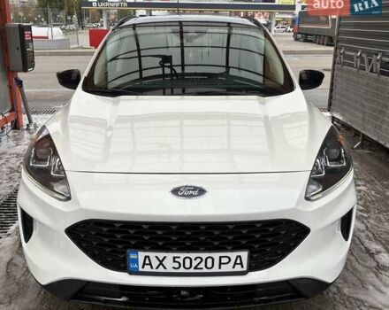 Белый Форд Эскейп, объемом двигателя 2.5 л и пробегом 69 тыс. км за 27000 $, фото 3 на Automoto.ua