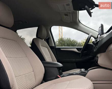 Білий Форд Ескейп, об'ємом двигуна 2.49 л та пробігом 88 тис. км за 24300 $, фото 16 на Automoto.ua