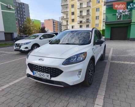 Белый Форд Эскейп, объемом двигателя 2.5 л и пробегом 166 тыс. км за 23900 $, фото 12 на Automoto.ua