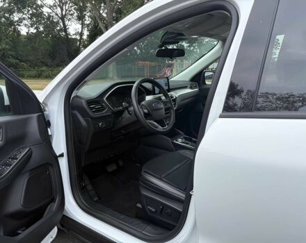 Білий Форд Ескейп, об'ємом двигуна 1.5 л та пробігом 12 тис. км за 13600 $, фото 8 на Automoto.ua