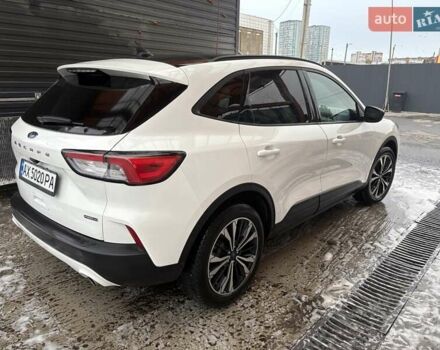 Белый Форд Эскейп, объемом двигателя 2.5 л и пробегом 69 тыс. км за 27000 $, фото 5 на Automoto.ua