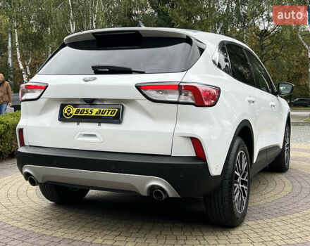 Білий Форд Ескейп, об'ємом двигуна 2.49 л та пробігом 88 тис. км за 24300 $, фото 6 на Automoto.ua