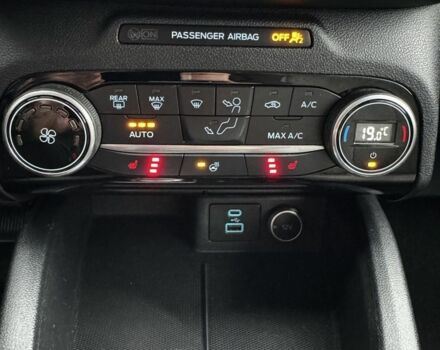 Белый Форд Эскейп, объемом двигателя 1.5 л и пробегом 152 тыс. км за 15800 $, фото 19 на Automoto.ua