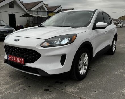 Белый Форд Эскейп, объемом двигателя 1.5 л и пробегом 152 тыс. км за 15800 $, фото 2 на Automoto.ua