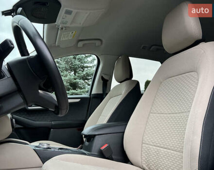 Білий Форд Ескейп, об'ємом двигуна 2.49 л та пробігом 88 тис. км за 24300 $, фото 8 на Automoto.ua