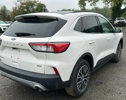 Белый Форд Эскейп, объемом двигателя 2.5 л и пробегом 46 тыс. км за 22600 $, фото 2 на Automoto.ua