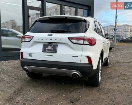 Білий Форд Ескейп, об'ємом двигуна 2.49 л та пробігом 63 тис. км за 30990 $, фото 7 на Automoto.ua