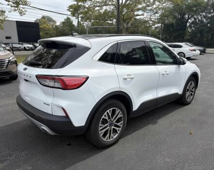 Білий Форд Ескейп, об'ємом двигуна 1.5 л та пробігом 12 тис. км за 13600 $, фото 4 на Automoto.ua