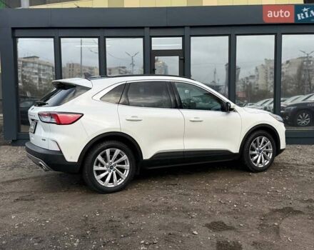 Білий Форд Ескейп, об'ємом двигуна 2.49 л та пробігом 63 тис. км за 30990 $, фото 5 на Automoto.ua