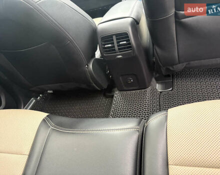 Белый Форд Эскейп, объемом двигателя 2.49 л и пробегом 62 тыс. км за 30000 $, фото 30 на Automoto.ua