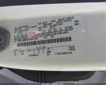 Белый Форд Эскейп, объемом двигателя 2.5 л и пробегом 20 тыс. км за 5000 $, фото 8 на Automoto.ua