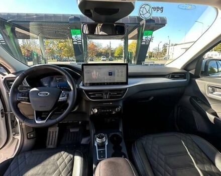 Белый Форд Эскейп, объемом двигателя 2.49 л и пробегом 120 тыс. км за 26500 $, фото 5 на Automoto.ua