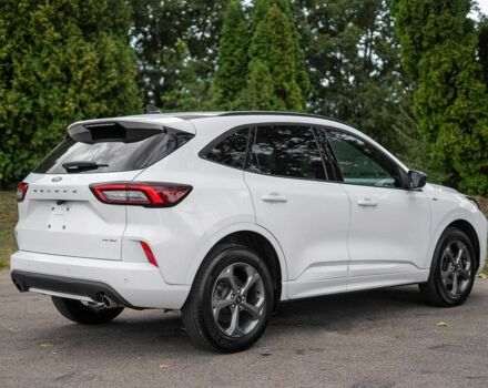 Білий Форд Ескейп, об'ємом двигуна 1.5 л та пробігом 28 тис. км за 10100 $, фото 3 на Automoto.ua