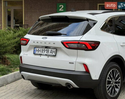 Білий Форд Ескейп, об'ємом двигуна 2.5 л та пробігом 120 тис. км за 26900 $, фото 11 на Automoto.ua