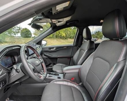 Білий Форд Ескейп, об'ємом двигуна 1.5 л та пробігом 28 тис. км за 10100 $, фото 8 на Automoto.ua