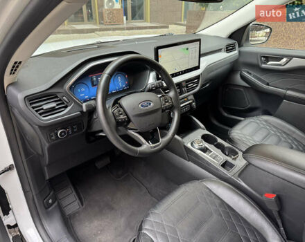 Білий Форд Ескейп, об'ємом двигуна 2.5 л та пробігом 120 тис. км за 26900 $, фото 20 на Automoto.ua