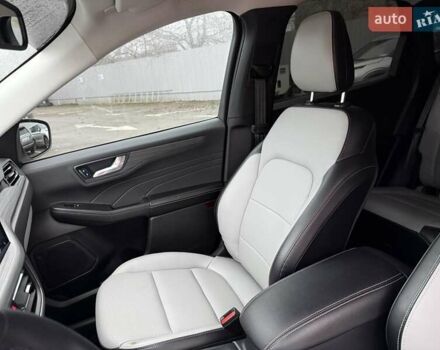 Білий Форд Ескейп, об'ємом двигуна 2.5 л та пробігом 23 тис. км за 27900 $, фото 30 на Automoto.ua