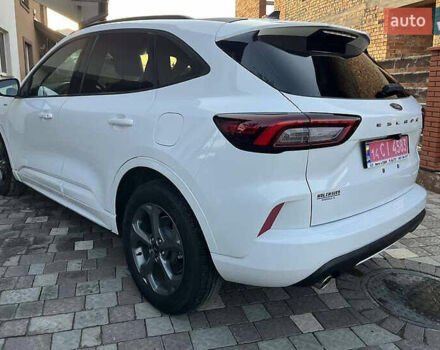Білий Форд Ескейп, об'ємом двигуна 1.5 л та пробігом 14 тис. км за 17900 $, фото 4 на Automoto.ua
