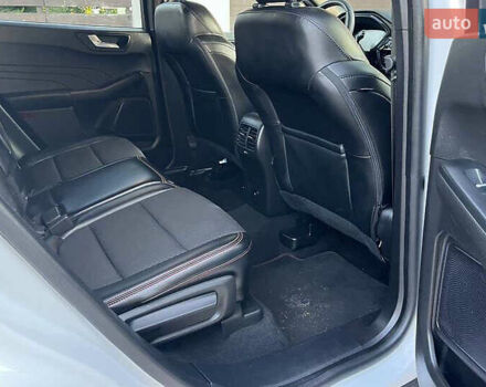 Білий Форд Ескейп, об'ємом двигуна 1.5 л та пробігом 14 тис. км за 17900 $, фото 8 на Automoto.ua