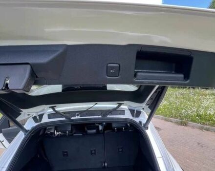 Белый Форд Эскейп, объемом двигателя 1.5 л и пробегом 75 тыс. км за 17500 $, фото 10 на Automoto.ua