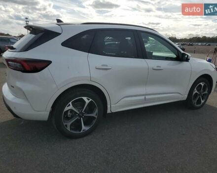 Белый Форд Эскейп, объемом двигателя 2.5 л и пробегом 10 тыс. км за 9300 $, фото 2 на Automoto.ua