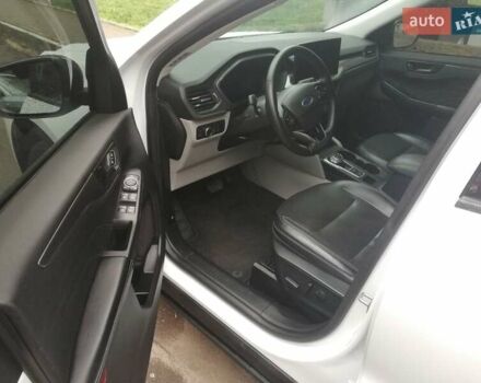Білий Форд Ескейп, об'ємом двигуна 2.5 л та пробігом 12 тис. км за 26500 $, фото 27 на Automoto.ua