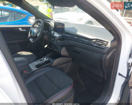 Белый Форд Эскейп, объемом двигателя 0 л и пробегом 20 тыс. км за 7000 $, фото 3 на Automoto.ua