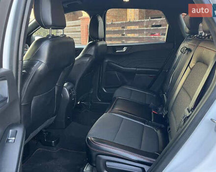 Білий Форд Ескейп, об'ємом двигуна 1.5 л та пробігом 14 тис. км за 17900 $, фото 7 на Automoto.ua