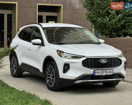 Білий Форд Ескейп, об'ємом двигуна 2.5 л та пробігом 120 тис. км за 26900 $, фото 5 на Automoto.ua