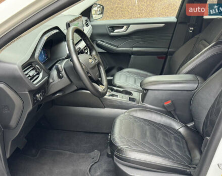 Білий Форд Ескейп, об'ємом двигуна 2.5 л та пробігом 120 тис. км за 26900 $, фото 24 на Automoto.ua