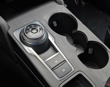 Білий Форд Ескейп, об'ємом двигуна 1.5 л та пробігом 28 тис. км за 10100 $, фото 7 на Automoto.ua