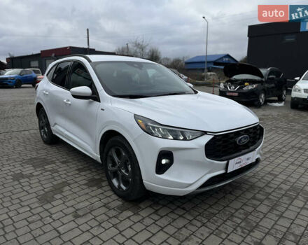 Белый Форд Эскейп, объемом двигателя 2.5 л и пробегом 28 тыс. км за 26600 $, фото 6 на Automoto.ua