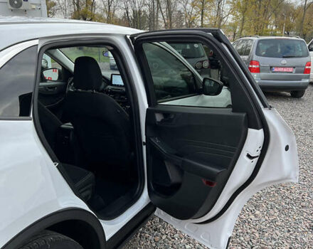 Белый Форд Эскейп, объемом двигателя 1.5 л и пробегом 52 тыс. км за 18900 $, фото 18 на Automoto.ua