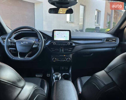 Білий Форд Ескейп, об'ємом двигуна 1.5 л та пробігом 14 тис. км за 17900 $, фото 14 на Automoto.ua