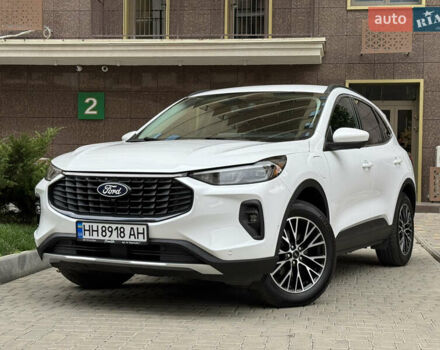 Білий Форд Ескейп, об'ємом двигуна 2.5 л та пробігом 120 тис. км за 26900 $, фото 1 на Automoto.ua