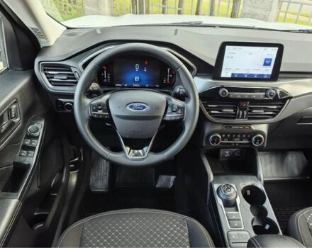 Форд Эскейп 2023 в Киеве на Automoto.ua Белый Форд Эскейп, объемом двигателя 1.5 л и пробегом 54 тыс. км за 14300 $, фото 11 на Automoto.ua