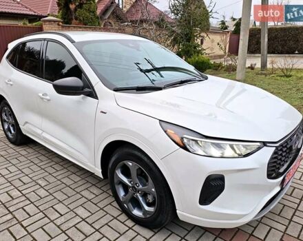 Білий Форд Ескейп, об'ємом двигуна 1.5 л та пробігом 17 тис. км за 22000 $, фото 6 на Automoto.ua