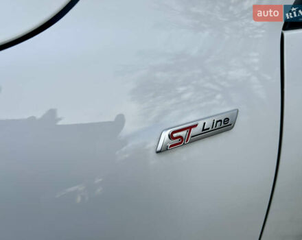 Білий Форд Ескейп, об'ємом двигуна 1.5 л та пробігом 14 тис. км за 19800 $, фото 47 на Automoto.ua