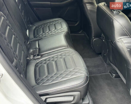 Білий Форд Ескейп, об'ємом двигуна 2.5 л та пробігом 120 тис. км за 26900 $, фото 31 на Automoto.ua